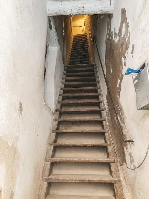 Bonifacio : Studio Au Coeur De La Citadelle エクステリア 写真