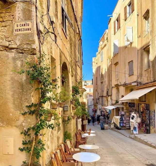 Bonifacio : Studio Au Coeur De La Citadelle エクステリア 写真